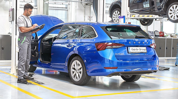 Pakiet serwisowy ŠKODA Premium Care dla nowych samochodów <br><span class="price">  od 1800 zł </span>