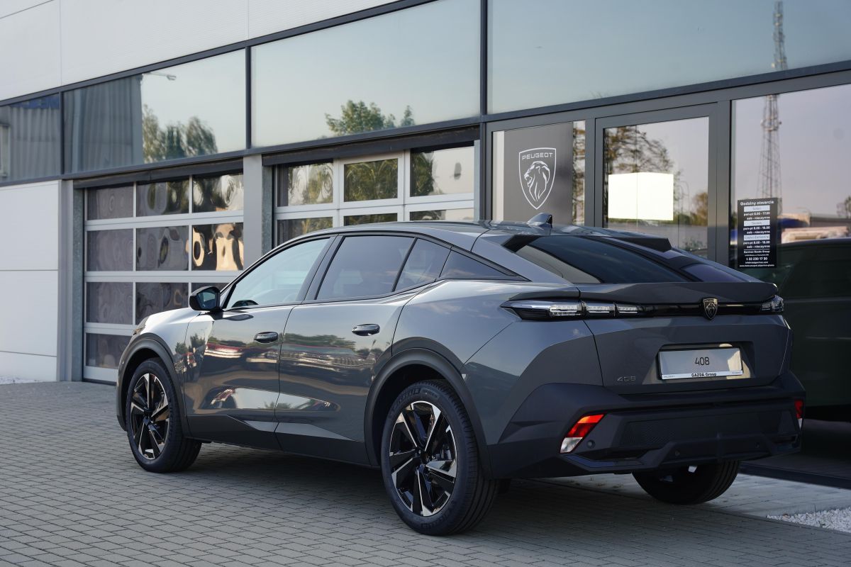 Peugeot 408  - ALLURE exterior 3