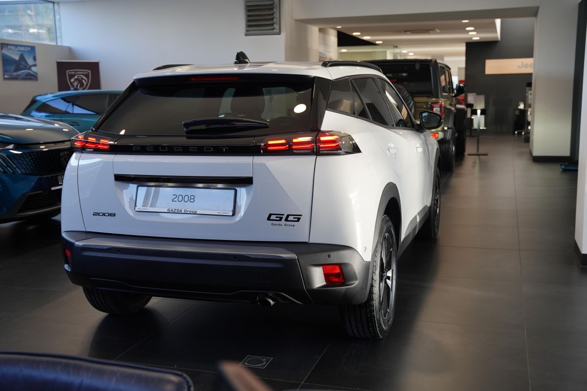 Peugeot Nowy 2008  - ALLURE exterior 3