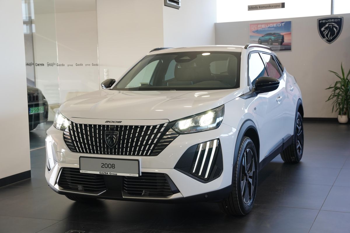 Peugeot Nowy 2008  - ALLURE exterior 6