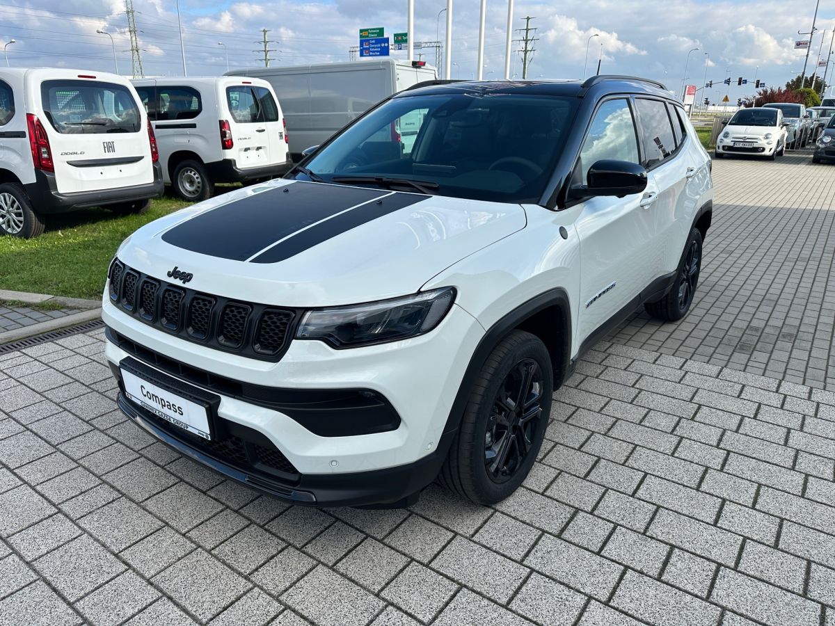 Jeep Compass  - MY25 NORTH STAR MHEV T4 Turbo 130KM DCT7 exterior 1
