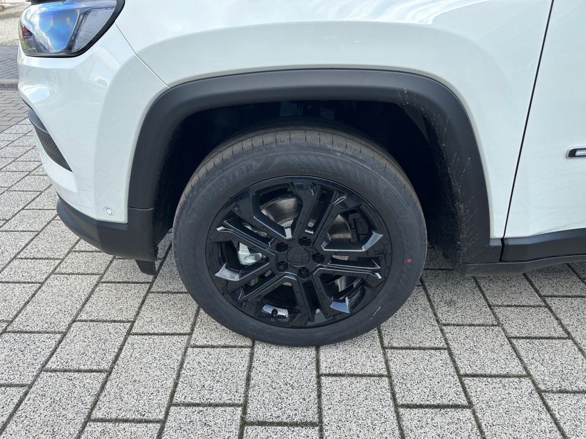 Jeep Compass  - MY25 NORTH STAR MHEV T4 Turbo 130KM DCT7 exterior 5